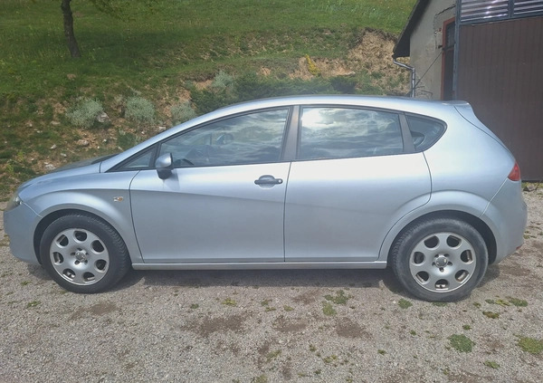 Seat Leon cena 10900 przebieg: 252000, rok produkcji 2007 z Krzeszowice małe 67